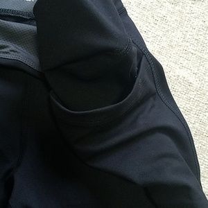 Marika Pants - Marika Sport Black capris sport workout pants Marika Pants - Marika Sport Black capris sport workout pants